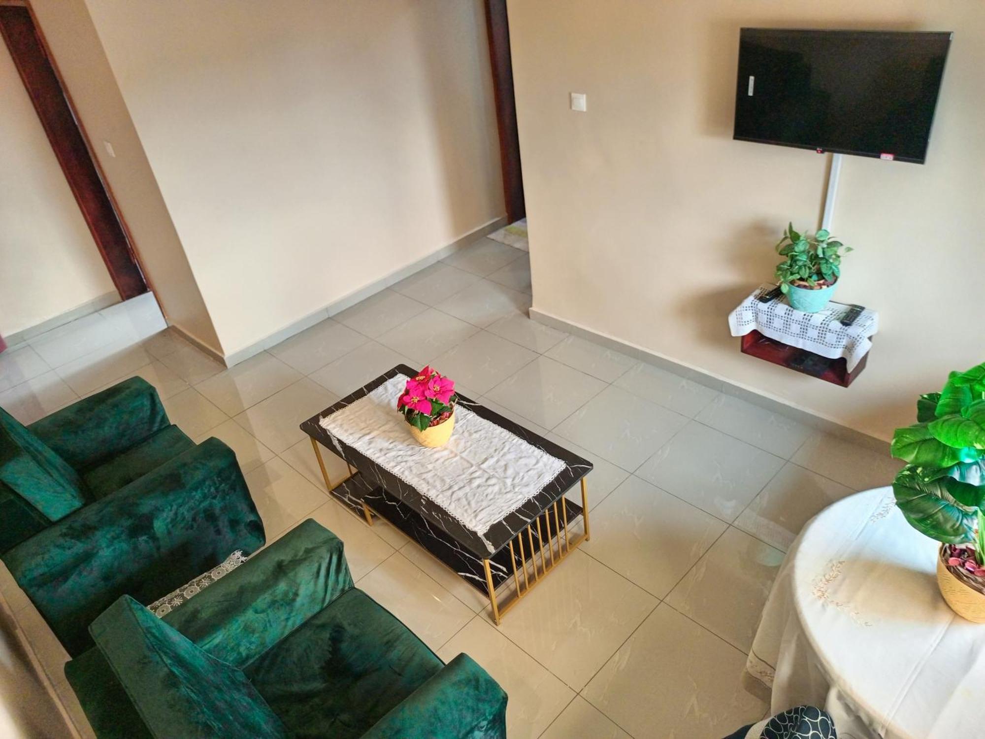 Residence Des 7 Collines Yaounde Exterior photo