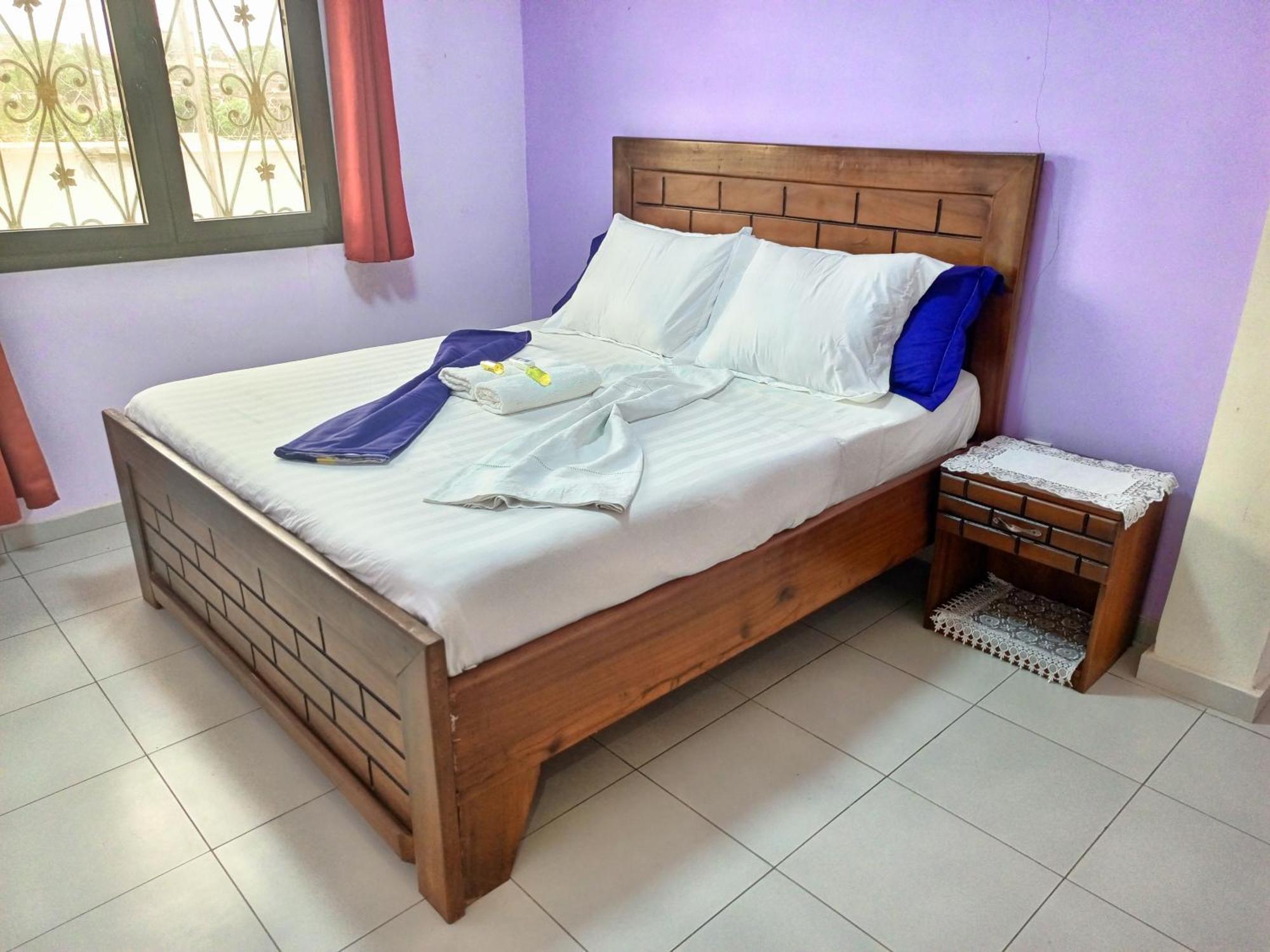 Residence Des 7 Collines Yaounde Exterior photo