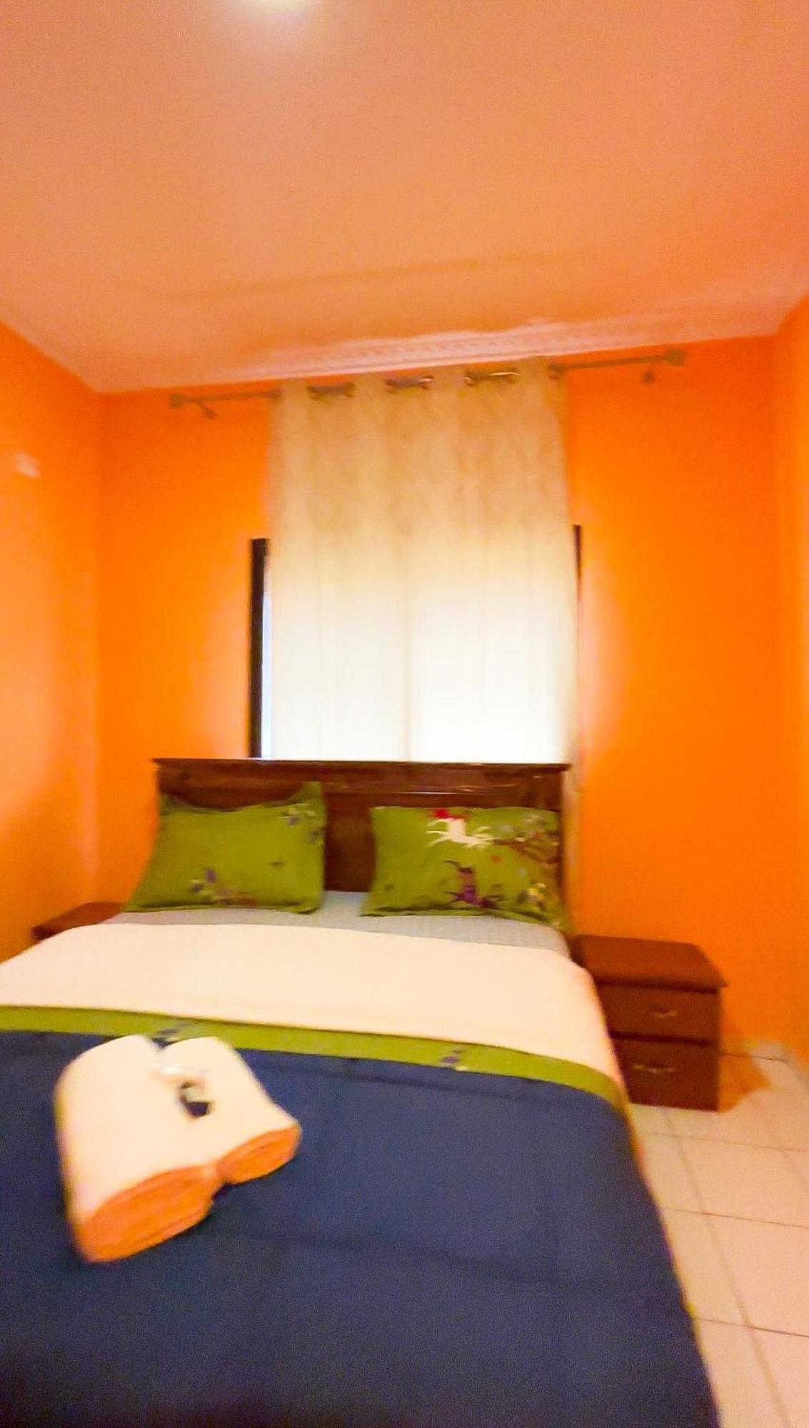 Residence Des 7 Collines Yaounde Exterior photo