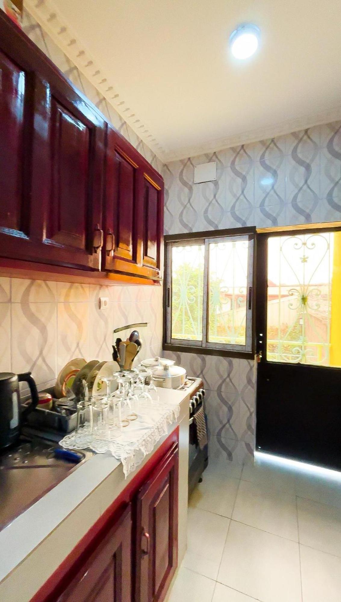 Residence Des 7 Collines Yaounde Exterior photo